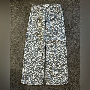 NWOT BDG Urban Outfitters, Leopard Pattern Women Jeans